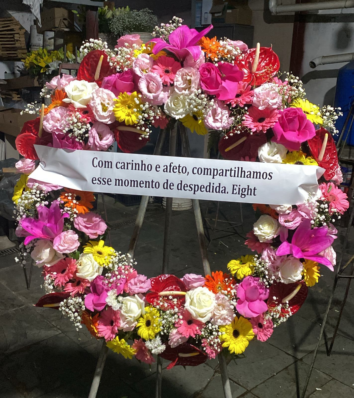 Coroa de flores redonda